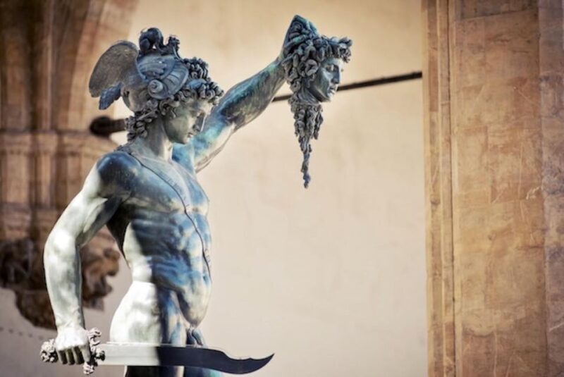 Essential Florence Walking Tour to Discover Its History - Iconic Sites to Explore