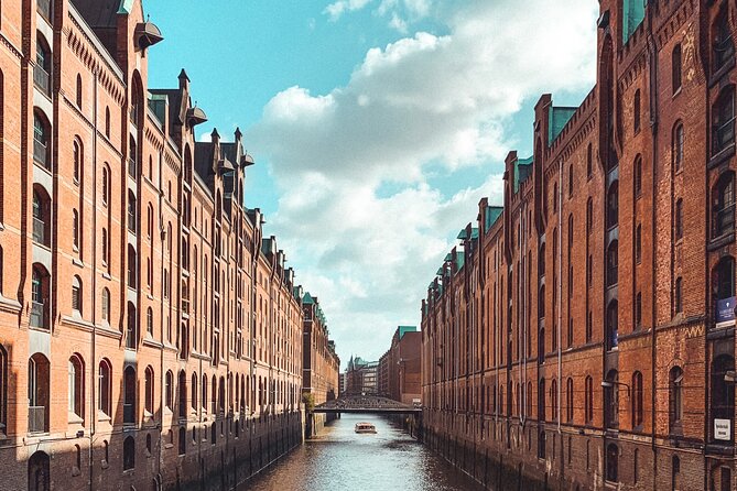Essential Hamburg - Private Tour - Meeting and Pickup