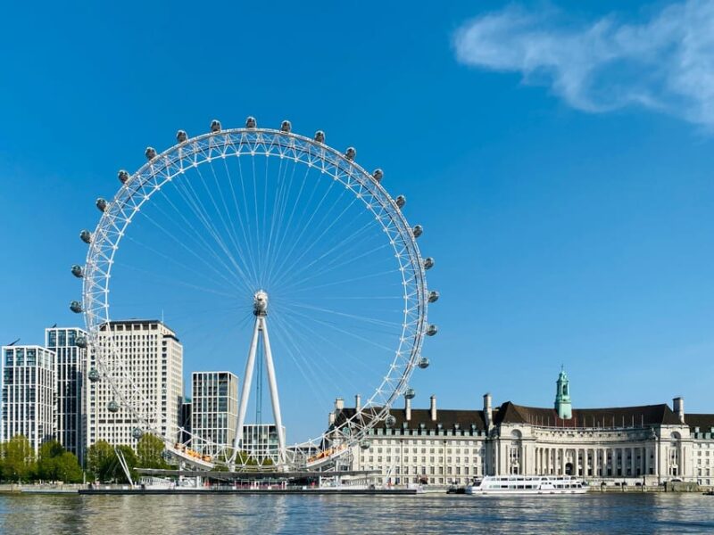 Essential London Audiotour - History and Anecdotes - Strolling the River Thames