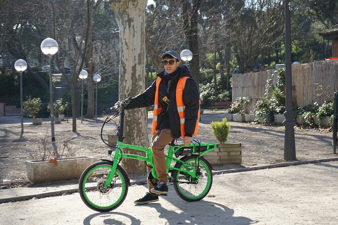 Essential Madrid Electric Bike Tour - Small Group Atmosphere