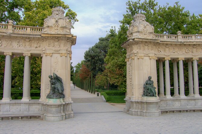 Essential Madrid: Private Walking Tour - Pickup Information