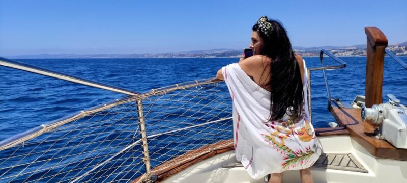 Estepona: Dolphin Search Boat Trip With Drink and Snacks - Customer Experiences