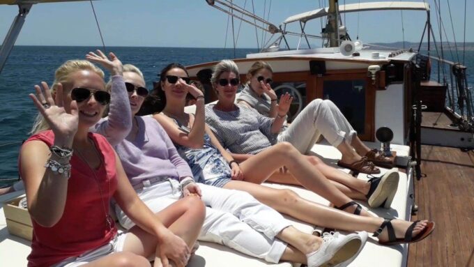 Estepona: Dolphin Watching Sailboat Cruise With Drink - Preparing for Your Dolphin Watching Adventure