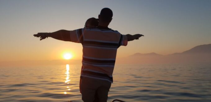 Estepona: Sunset Boat Trip & Cava & Tapas - Frequently Asked Questions
