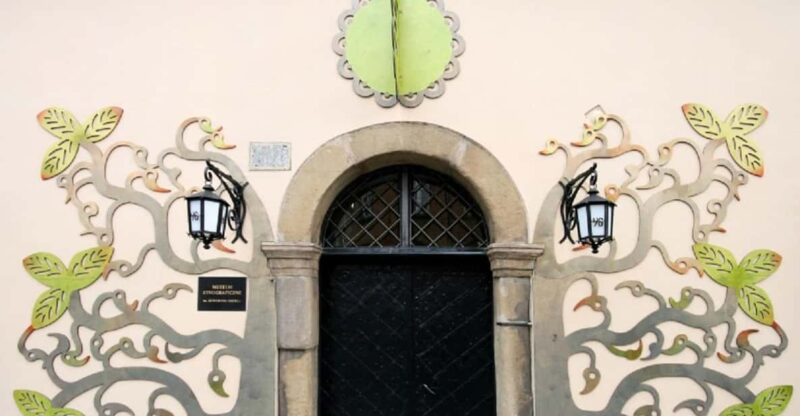 Ethnographic Museum - Esthers House Ticket - Architectural Details