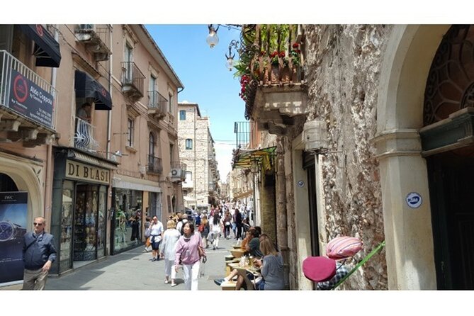 Etna and Taormina Jeep Tour - Sampling Sicilian Wine and Honey