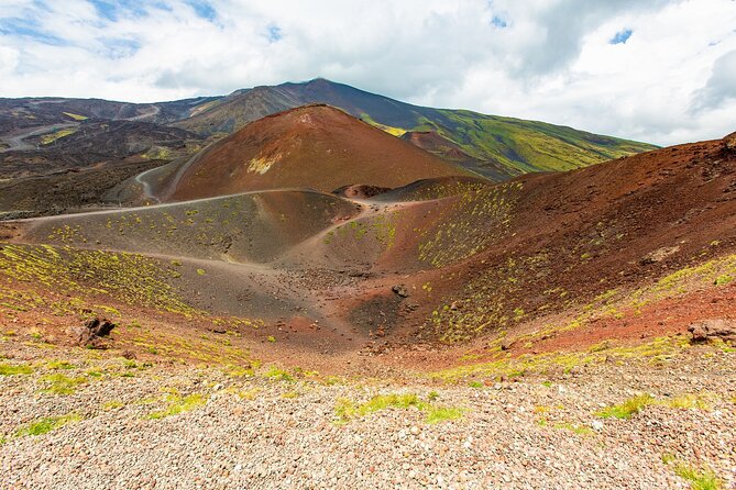 ETNA BASIC TOUR 2,000 M - Tour Group Size and Accessibility