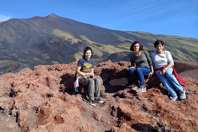 Etna Jeep Tour in the Morning With Lunch Included - Savoring the Lunchtime Experience
