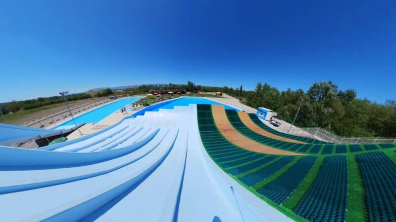 Etrembières: Full-Day Thrills at Water Circus Discovery - Relaxation Area