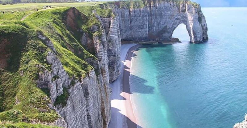 Etretat and Honfleur: Private Day Trip From Le Havre - Exploring Etretat