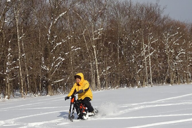 EV Snow Bike Riding Experience With Lunch - Accessibility and Health Considerations