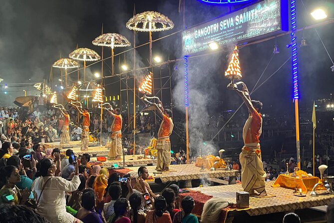 Evening Aarti of Mother Ganga Along With Walking Tour - Exploring Varanasi