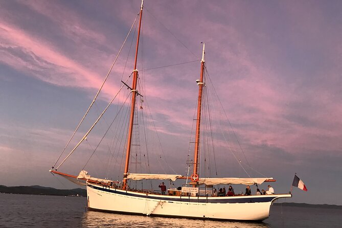 Evening Cruise at Sunset - Confirmation and Accessibility
