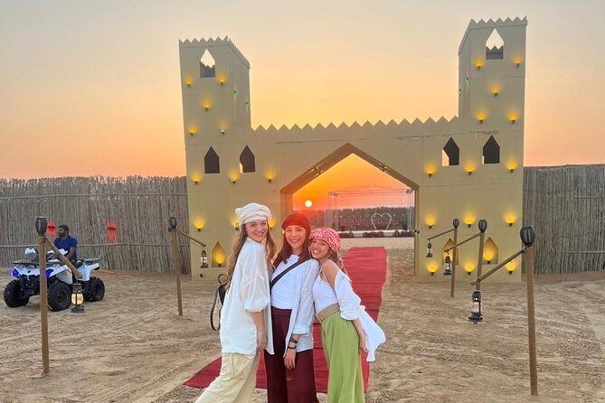 Evening Desert Safari Abu Dhabi - Falcon Photo Shoot and Henna Tattoo