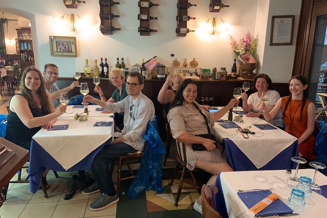 Evening Food Tour With Wine Tasting in Milan - Experience Highlights
