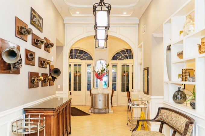 Evening in New Orleans: Live Jazz Music Discovery Tour - Historic Jazz Clubs