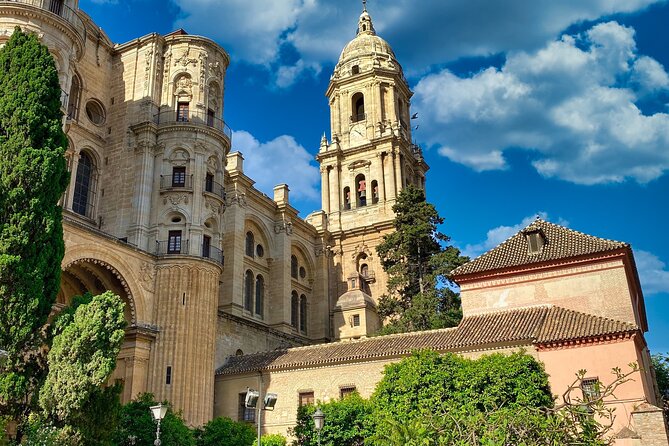 Evening Tapas Tour and Wine Tasting in Malaga - Meeting and End Point