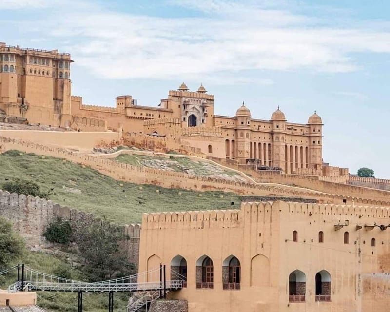 Evening Tour Jaipur With Hilltop Nahargarh Fort & Shopping - Pickup and Drop-off Service