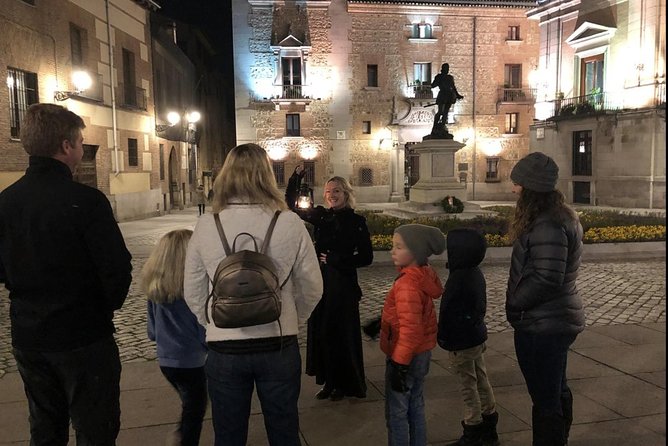 Evening Walking Tour: Spanish Inquisition & Legends of Old Madrid - Tour Policies and Accessibility