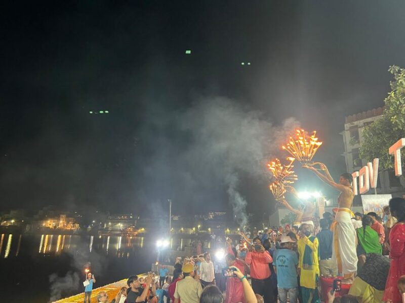 Evening Walking Tour With Fire Rituals-The Pushkar Route - Spiritual Walk Around the Lake