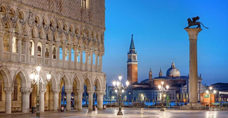 Evening Walking Tour With Optional Motorboat Ride - Optional Gondola Ride