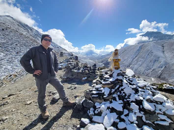 Everest Base Camp - Chola Pass - Gokyo Lake Trek - 17 Days - Included Services