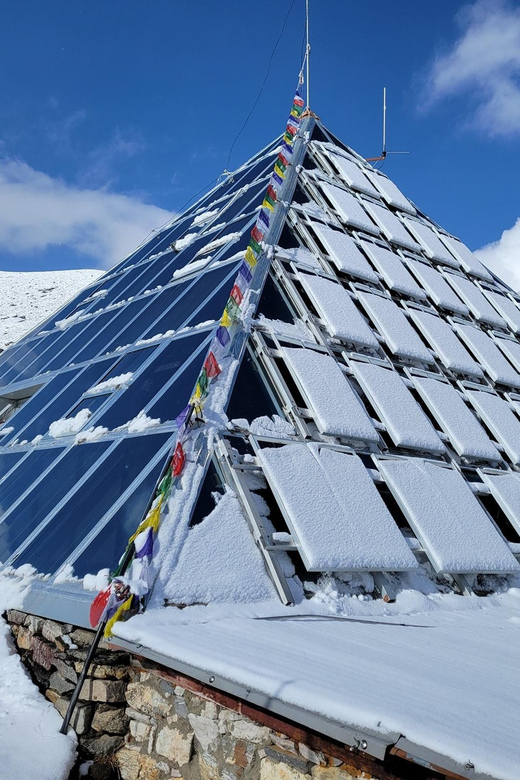 Everest Base Camp - Chola Pass - Gokyo Lake Trek - 17 Days - Hiking to Everest Base Camp
