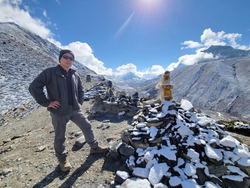 Everest Base Camp - Chola Pass - Gokyo Lake Trek - 17 Days - Key Points