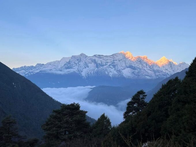 Everest Base Camp Comfort Trek - 18 Days - Group Dynamics