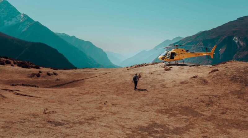 Everest Base Camp Helicopter Landing Tour - Key Points