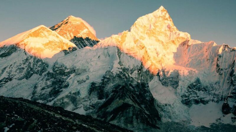 Everest Base Camp Helicopter Landing Tour - Itinerary and Experience