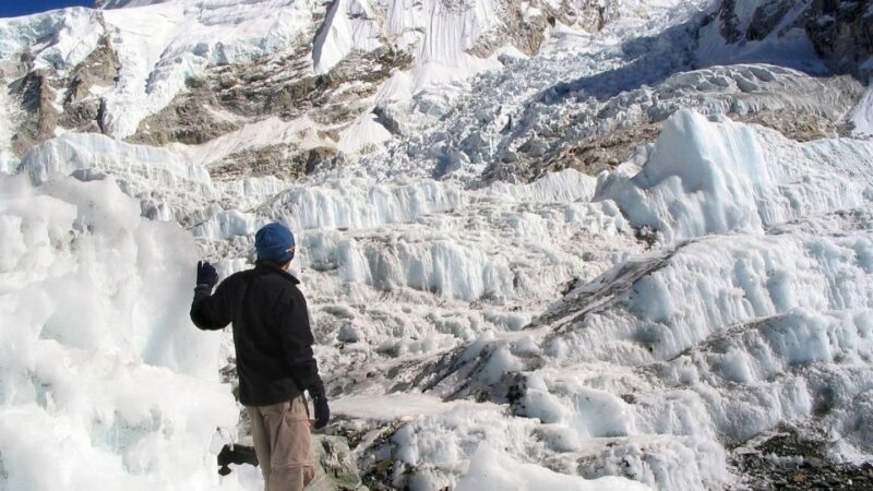 Everest Base Camp Trek - 12 Days - Group Size and Languages