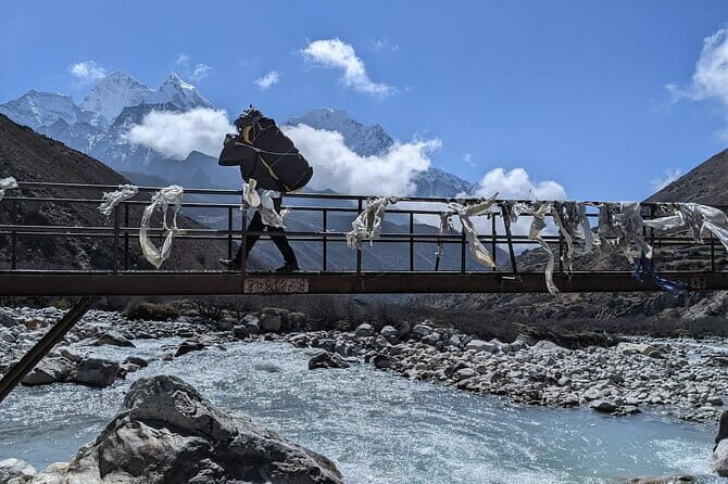 Everest Base Camp Trek | Deluxe Lodges | Both Way Helicopter Ride - Who Will Love This Tour?