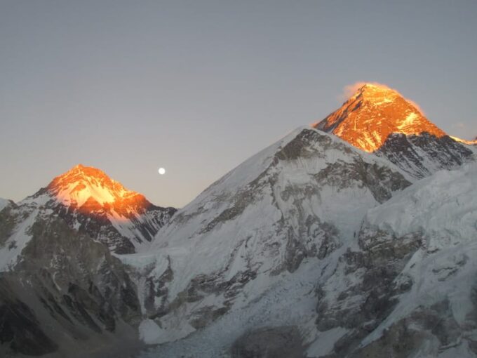 Everest Base Camp Trek Package - Trekking With Local Communities