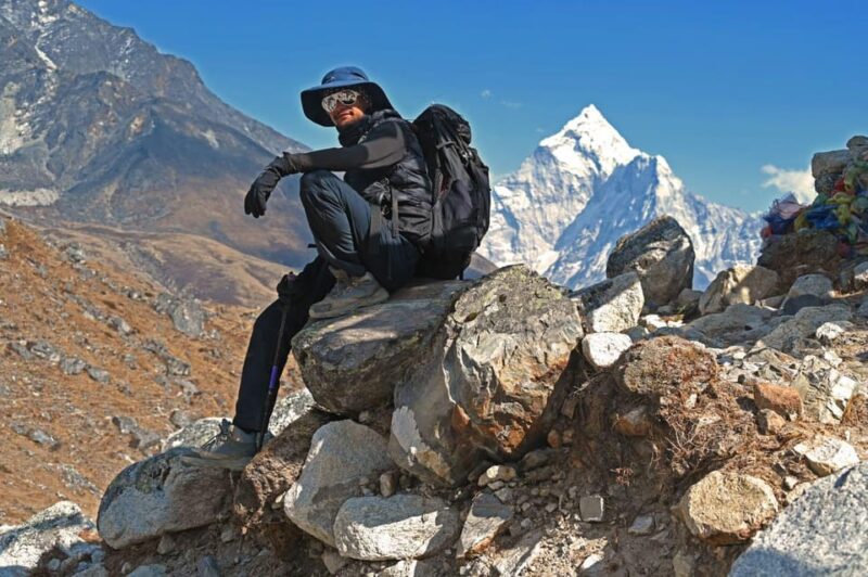 Everest Base Camp Trekking With Helicopter Return: 11 Days - Included and Excluded Items