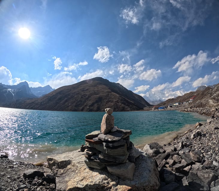 Everest Base Camp Via Chola Gokyo Lake Trek: Kathmandu: - Ascent to Namche Bazaar