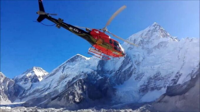 Everest Basecamp Luxury Helicopter Tour - Small Group Experience
