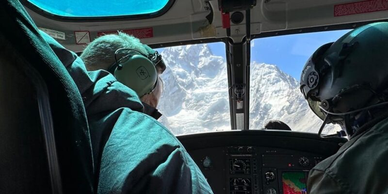 Everest Helicopter Tour With Kalapathar Landing - Luxury Mountain Retreat