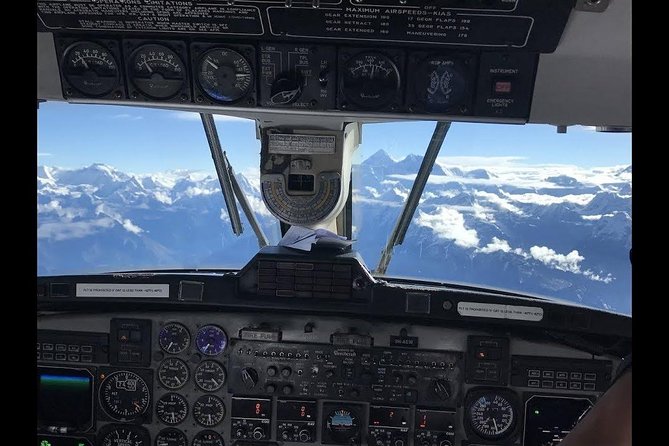 Everest Mountain Flight - Onboard Flight Amenities
