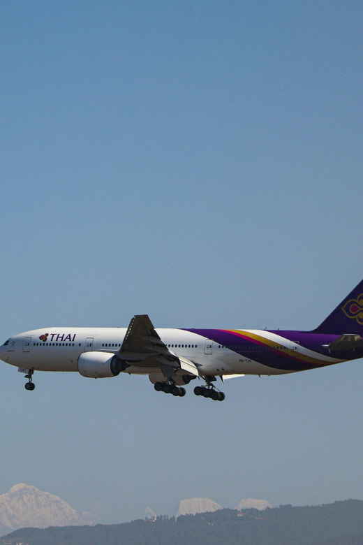 Everest Sky Safari: a Majestic Journey Over the Himalayas - Pilot Commentary and Insights