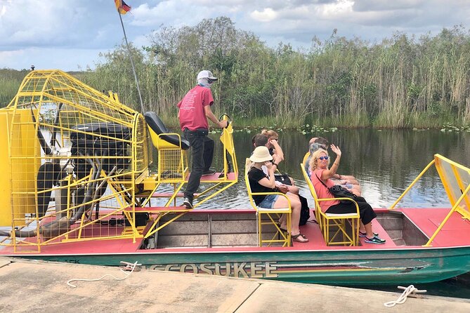 Everglades Tour in French - Accessibility and Capacity