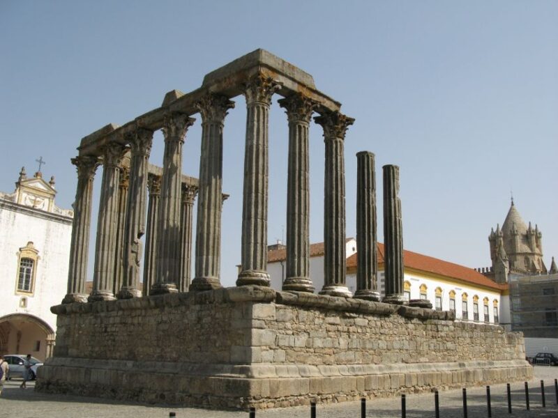 Évora and Monsaraz: 8-hour Private Tour - Itinerary