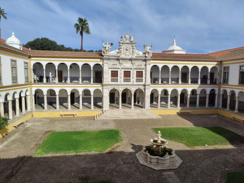 Évora: Christian Heritage Private Walking Tour - Preparation and Meeting Point