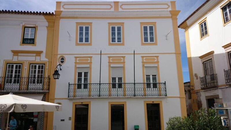 Évora: City Highlights Private Walking Tour - Itinerary and Highlights