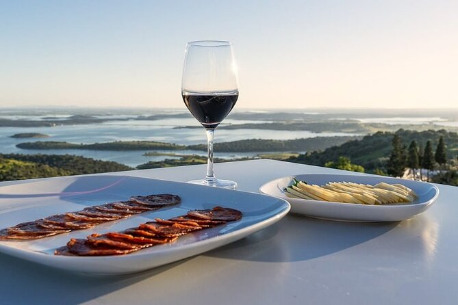 EVORA & MONSARAZ FULL-DAY PRIVATE TOUR With Winery, Cork & Gourmet Tavern - Quick Points
