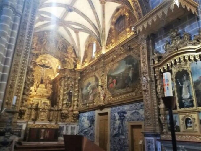 Évora With Love Walking Tour - Exploring Évoras History