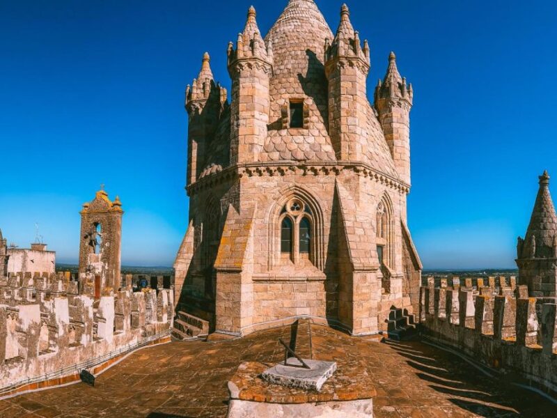 Évora With Wine Tasting - Full Day Private Tour - Itinerary and Transportation