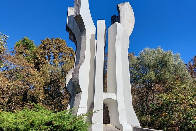 Ex-Yugoslavian Spomeniks Tour - Tour Experience