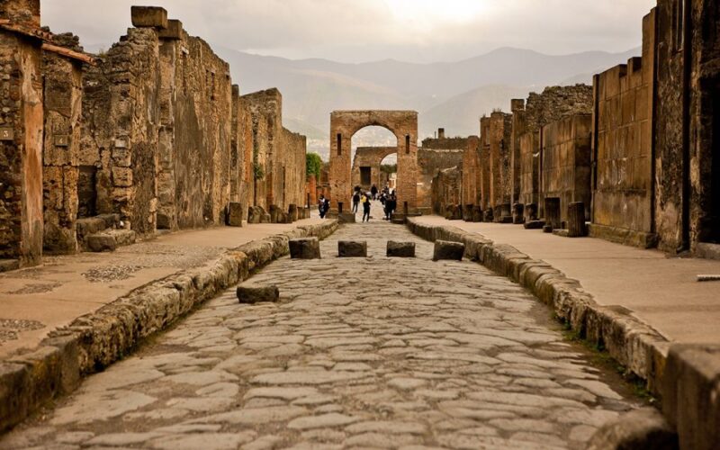 Excellent Pompeii Guided Tour With a Licensed Guide.. - Booking Information