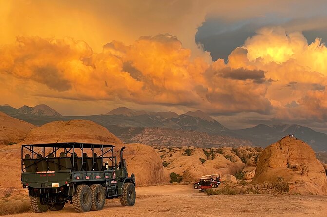 Exciting and Scenic Off-Road Guided Tour of Moabs Backcountry!!! - Tour Group Size